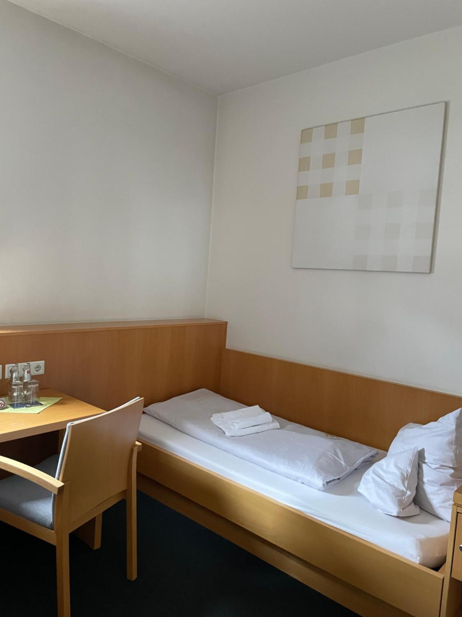 Tagungshaus Himmelspforten - Self Check-In 维尔茨堡 外观 照片